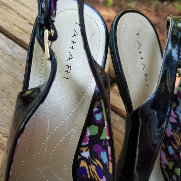 Size 8 Tahari High Heels ladies Shoes Shiny Black Open Toe Sandals straps - Picture 8 of 8